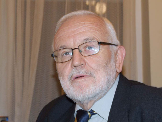 Јоже Менцингер: Надам се да је корона крај либералног капитализма, сада и они који не верују у државу од ње траже помоћ